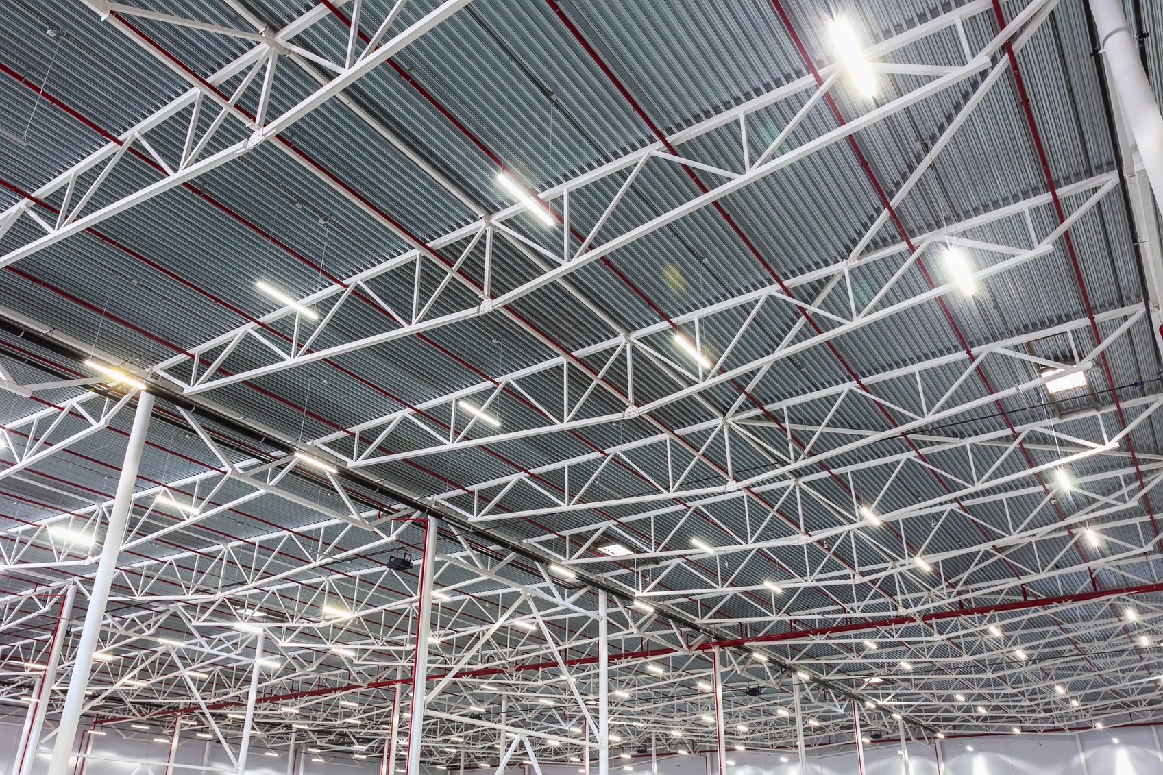 LED Technology VS Metal Halide: How You Can Save Money with LED Temporary Job Site Lighting
